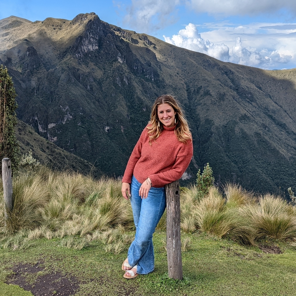 Meet your Posher, Kayla